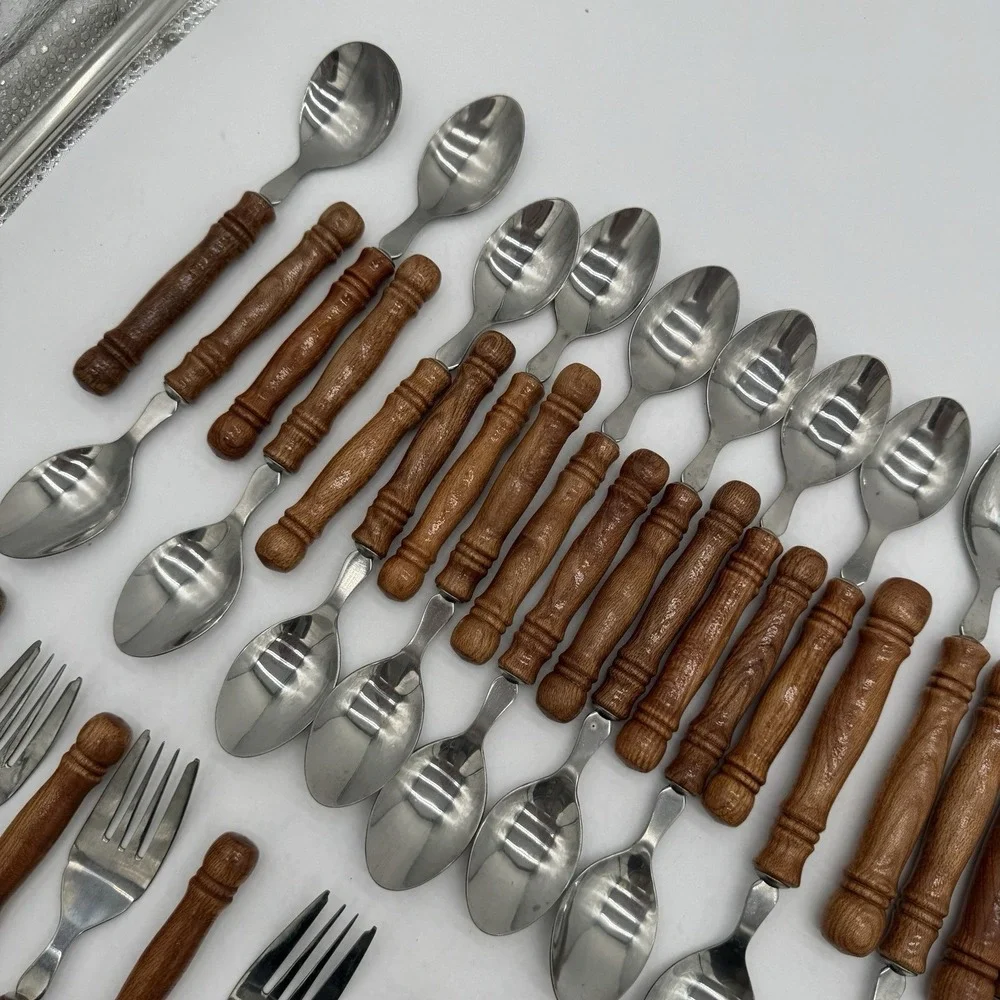 VTG Lifetime Cutlery Old Homestead Stainless Wood Handle Flatware Set 43‎ Pcs
